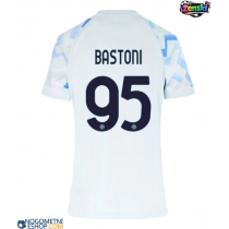 Ženski Nogometni dresi Inter Milan Alessandro Bastoni #95 Gostujoči 2025-26 Kratek Rokav
